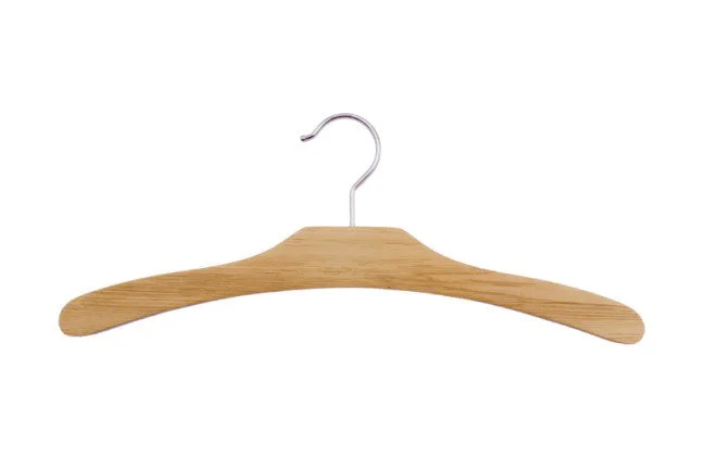 16" NATURAL WOOD HANGER NON-SKID PACK OF 100 (CATALOGUE) -- LIQUIDATION --