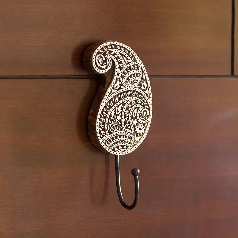 'Pleasant Paisley' Hand Carved Sheesham Wood Block Wall Hook & Towel Hanger