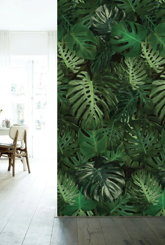 Botanical Wallpaper Monstera by KEK Amsterdam