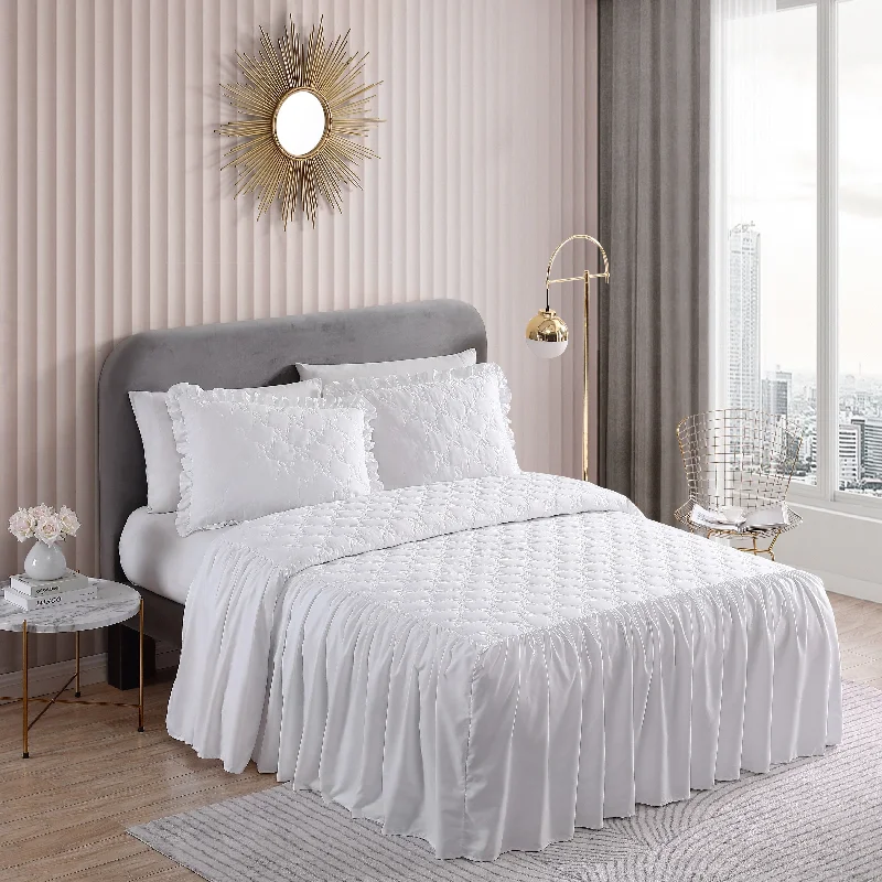 Betsey Johnson Solid White Cozy Oversized Bedspread Set